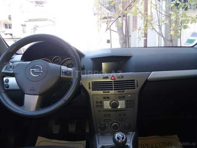 Opel Astra 2006, 198,066 km - 1.4 l - Gəncə