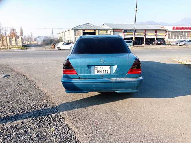 Mercedes C 200 1997, 125,000 km - 2.0 l - Qəbələ