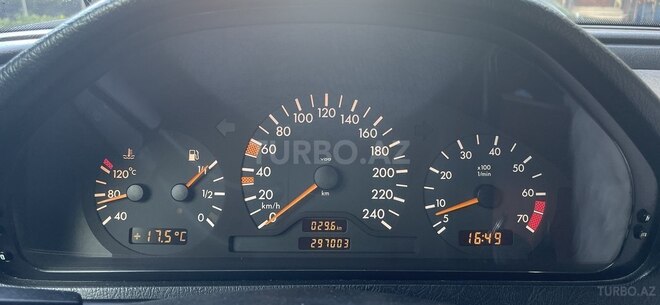 Mercedes C 180 1998, 297,000 km - 1.8 л - Bakı