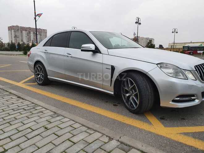 Mercedes E 220 2011, 212,000 km - 2.2 l - Bakı