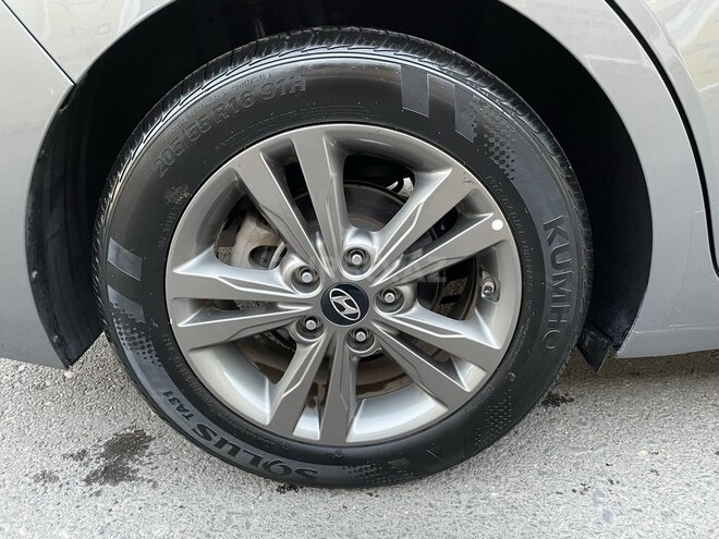 Hyundai Elantra 2017, 38,000 km - 1.8 l - Bakı