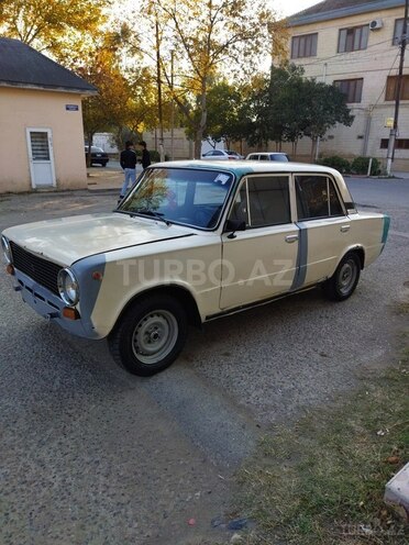 LADA (VAZ) 21011 1973, 17,577 km - 1.6 л - Salyan