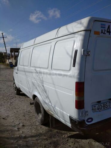 GAZ 2705 1998, 176,000 km - 2.4 l - Quba