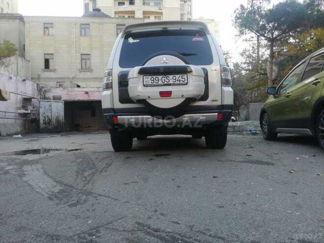 Mitsubishi Pajero 2008, 240,000 km - 3.0 l - Bakı