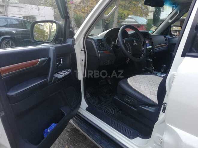 Mitsubishi Pajero 2008, 240,000 km - 3.0 l - Bakı