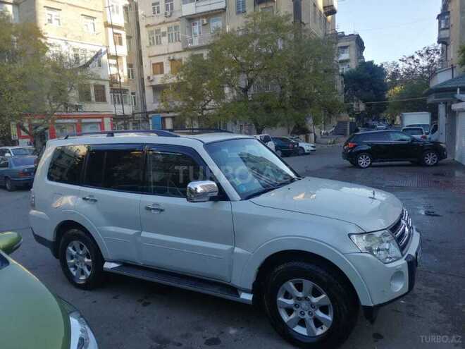 Mitsubishi Pajero 2008, 240,000 km - 3.0 l - Bakı