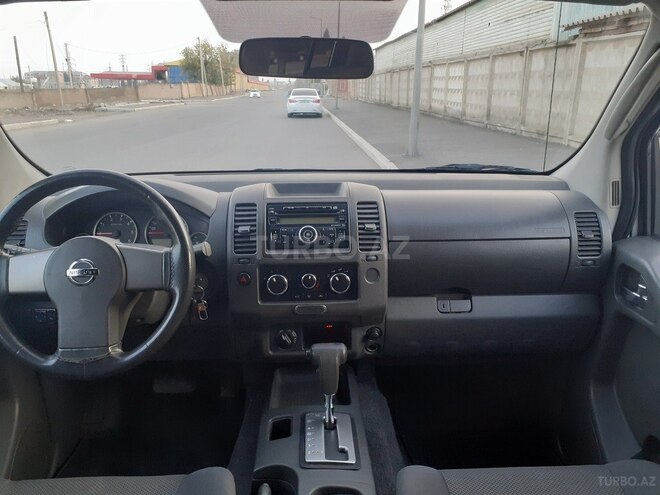 Nissan Navara 2014, 243,000 km - 2.5 l - Gəncə