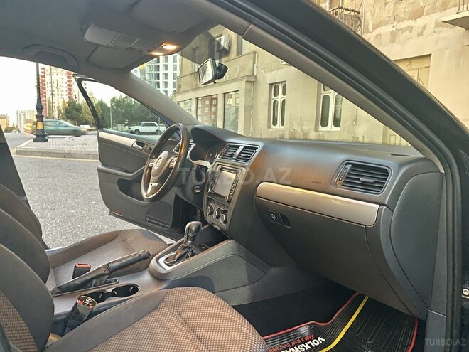 Volkswagen Jetta 2014, 186,000 km - 2.0 l - Bakı