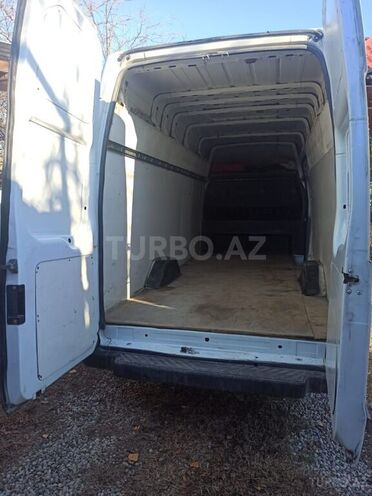 Ford Transit 2004, 445,000 km - 2.5 l - Qusar