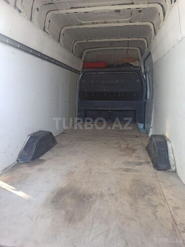 Ford Transit 2004, 445,000 km - 2.5 l - Qusar