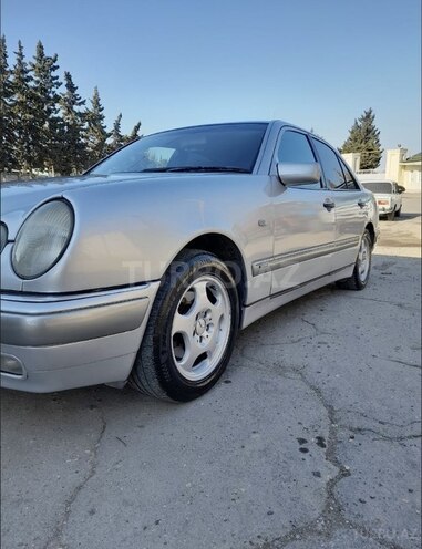 Mercedes E 200 1998, 391,000 km - 2.0 l - Bakı