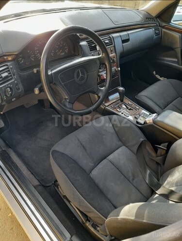 Mercedes E 200 1998, 391,000 km - 2.0 l - Bakı