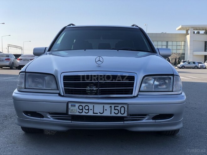 Mercedes C 220 1999, 250,000 km - 2.2 l - Sumqayıt