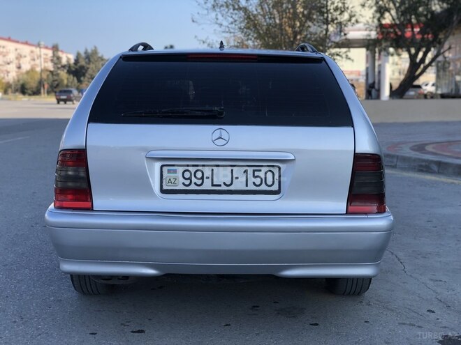 Mercedes C 220 1999, 250,000 km - 2.2 l - Sumqayıt