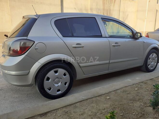 Opel Astra 2005, 204,000 km - 1.4 l - Bakı