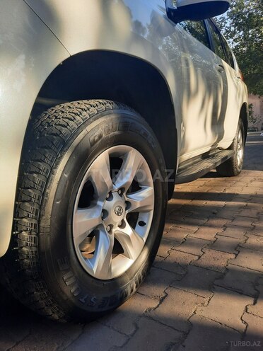 Toyota Prado 2011, 116,500 km - 2.7 l - Bakı
