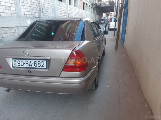 Mercedes C 180 1993, 210,000 km - 1.8 л - Bakı