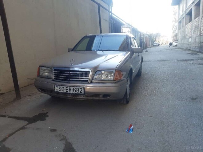 Mercedes C 180 1993, 210,000 km - 1.8 л - Bakı