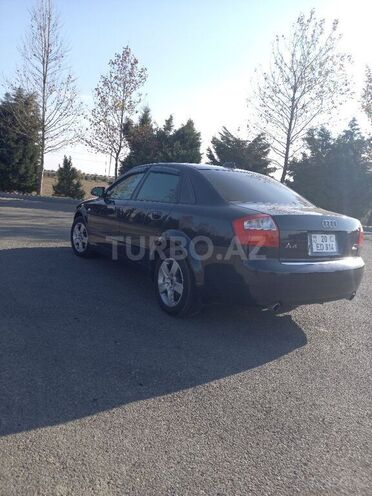 Audi A4 2003, 162,000 km - 1.8 l - Gəncə