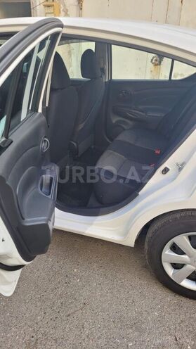 Nissan Sunny 2015, 68,992 km - 1.2 l - Bakı