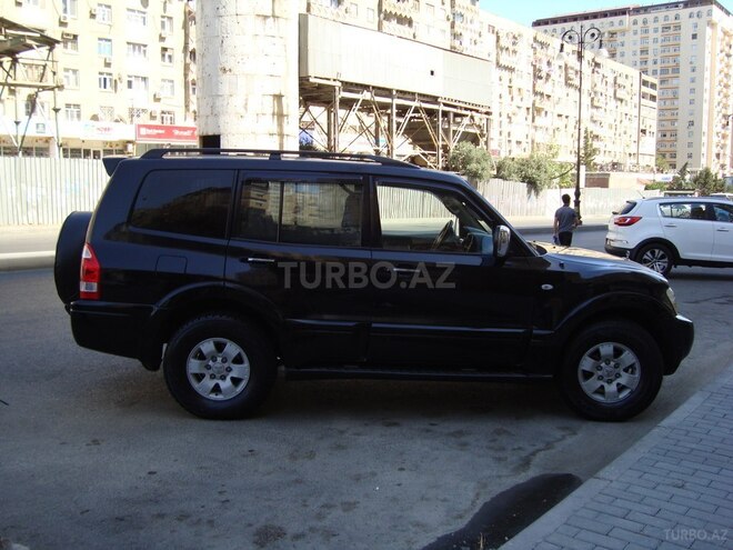Mitsubishi Pajero 2006, 329,000 km - 3.0 l - Bakı