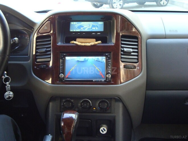 Mitsubishi Pajero 2006, 329,000 km - 3.0 l - Bakı