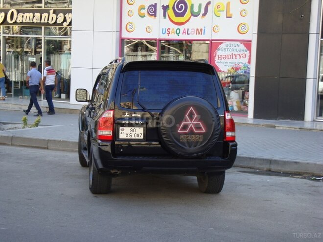 Mitsubishi Pajero 2006, 329,000 km - 3.0 l - Bakı