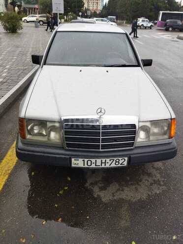 Mercedes E 300 1987, 385,000 km - 3.0 л - Sumqayıt