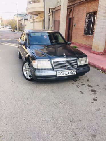 Mercedes E 300 1994, 380,000 km - 3.0 l - Bakı