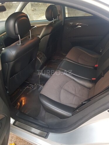 Mercedes E 220 2006, 272,300 km - 2.2 l - Bakı
