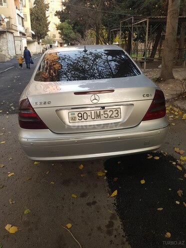 Mercedes E 220 2006, 272,300 km - 2.2 l - Bakı