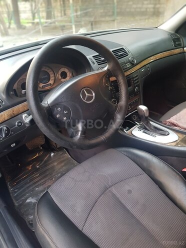 Mercedes E 220 2006, 272,300 km - 2.2 l - Bakı