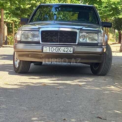 Mercedes E 200 1986, 48,885 km - 2.0 l - Bakı