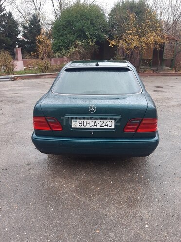 Mercedes E 240 1999, 360,000 km - 2.4 l - Bakı