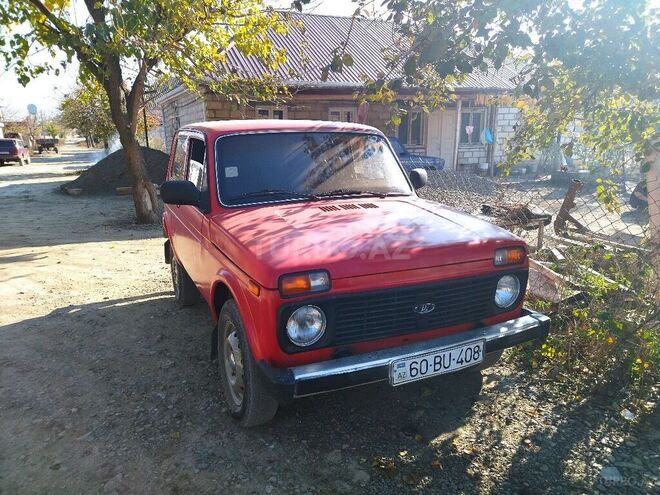 LADA (VAZ) Niva 1982, 300,000 km - 1.6 l - Tovuz