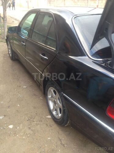 Mercedes C 230 1999, 256,147 km - 2.3 l - Bakı