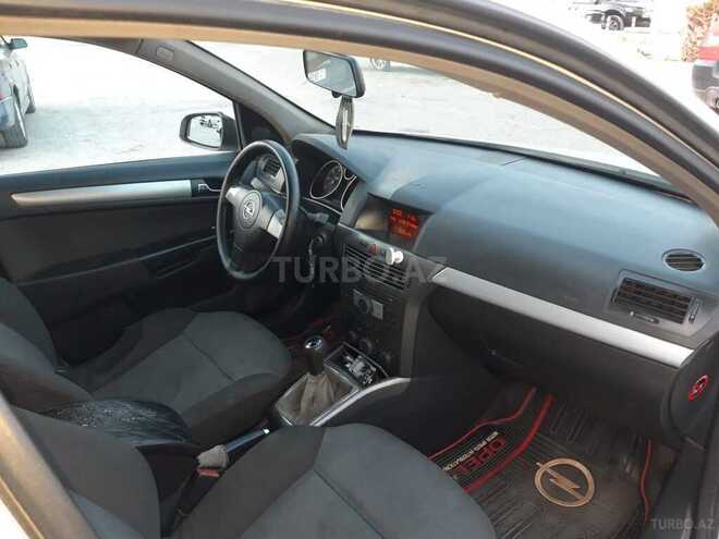 Opel Astra 2005, 240,000 km - 1.7 l - Bakı