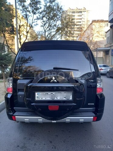Mitsubishi Pajero 2007, 179,000 km - 3.0 л - Bakı