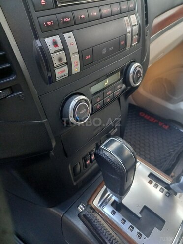 Mitsubishi Pajero 2007, 179,000 km - 3.0 л - Bakı
