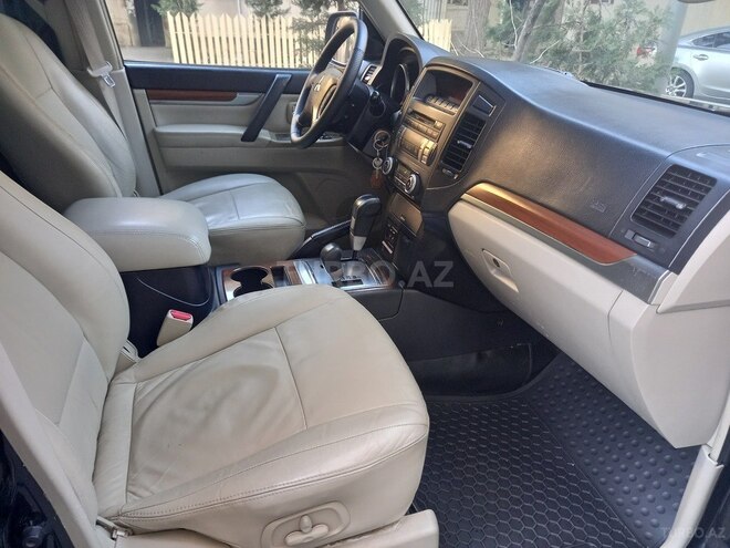 Mitsubishi Pajero 2007, 179,000 km - 3.0 л - Bakı