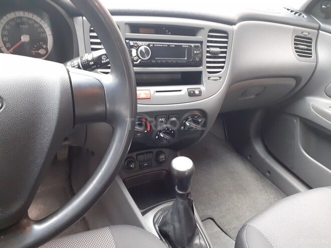 Kia Rio 2006, 128,500 km - 1.4 l - Bakı