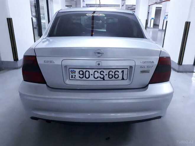 Opel Vectra 1998, 339,000 km - 2.0 l - Xudat