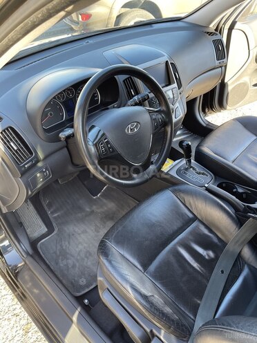 Hyundai i30 2009, 119,000 km - 1.6 л - Bakı