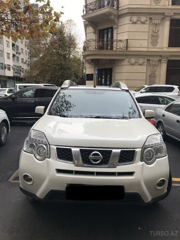 Nissan X-Trail 2012, 275,000 km - 2.5 l - Bakı