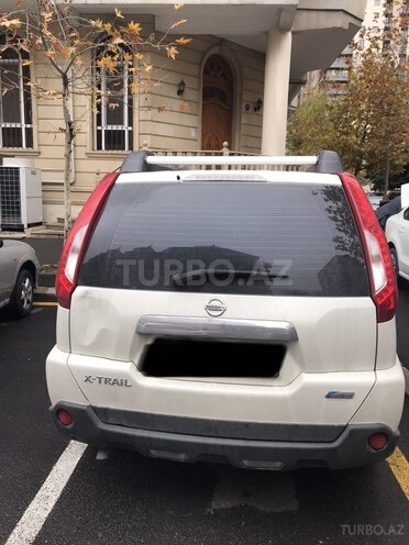 Nissan X-Trail 2012, 275,000 km - 2.5 l - Bakı