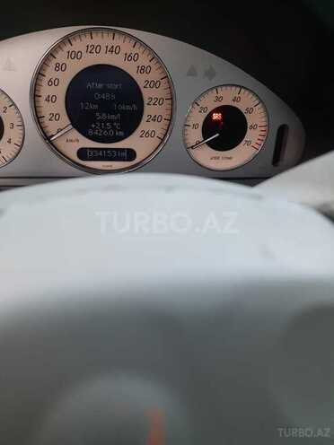 Mercedes E 240 2005, 334,000 km - 2.6 l - Qobustan
