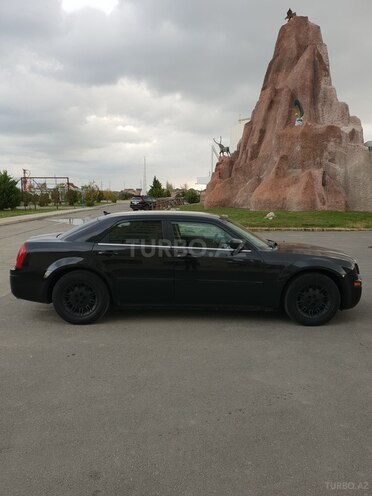 Chrysler 300C 2005, 181,000 km - 2.7 l - Bakı