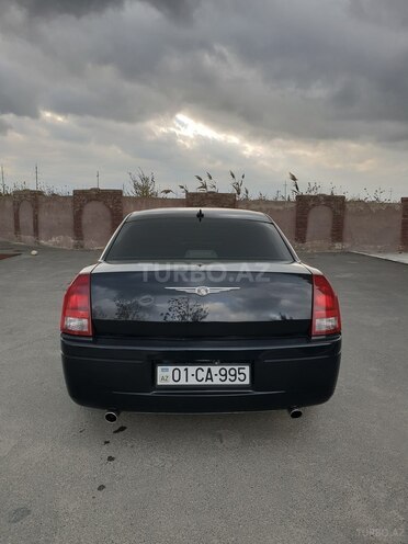 Chrysler 300C 2005, 181,000 km - 2.7 l - Bakı