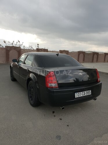 Chrysler 300C 2005, 181,000 km - 2.7 l - Bakı