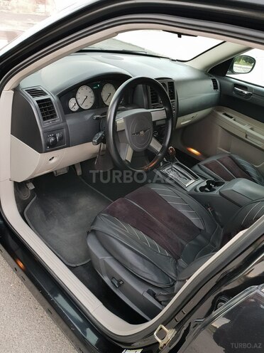 Chrysler 300C 2005, 181,000 km - 2.7 l - Bakı